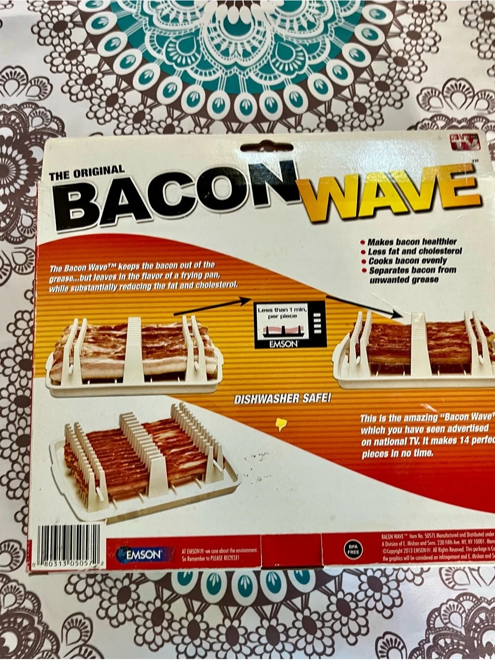 Bacon Wave Cooks Bacon in the microwave